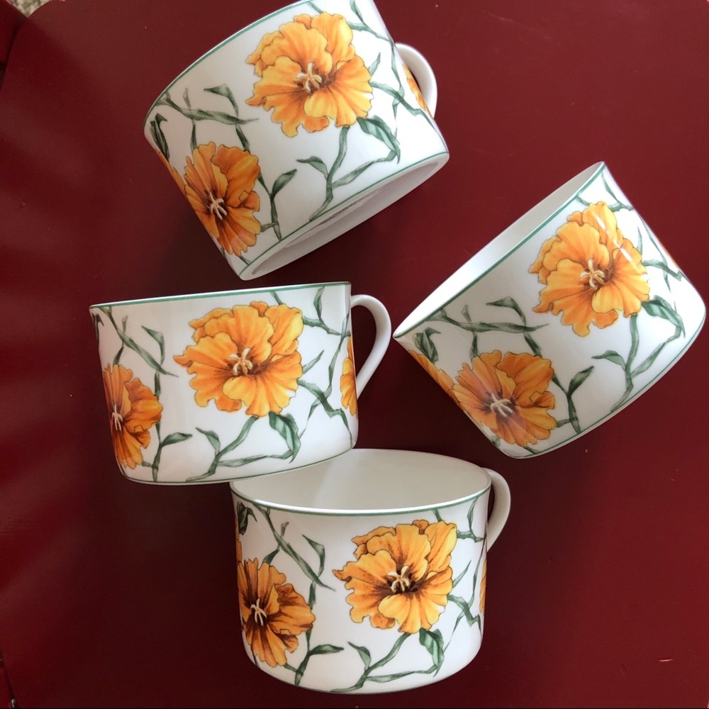 4 Retroneu Rhapsody porcelain cups